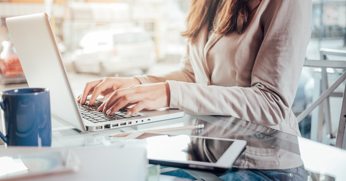 自律型AI「Manus」の利用方法と料金プラン